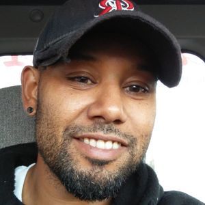 Meet your Posher, Kenneth